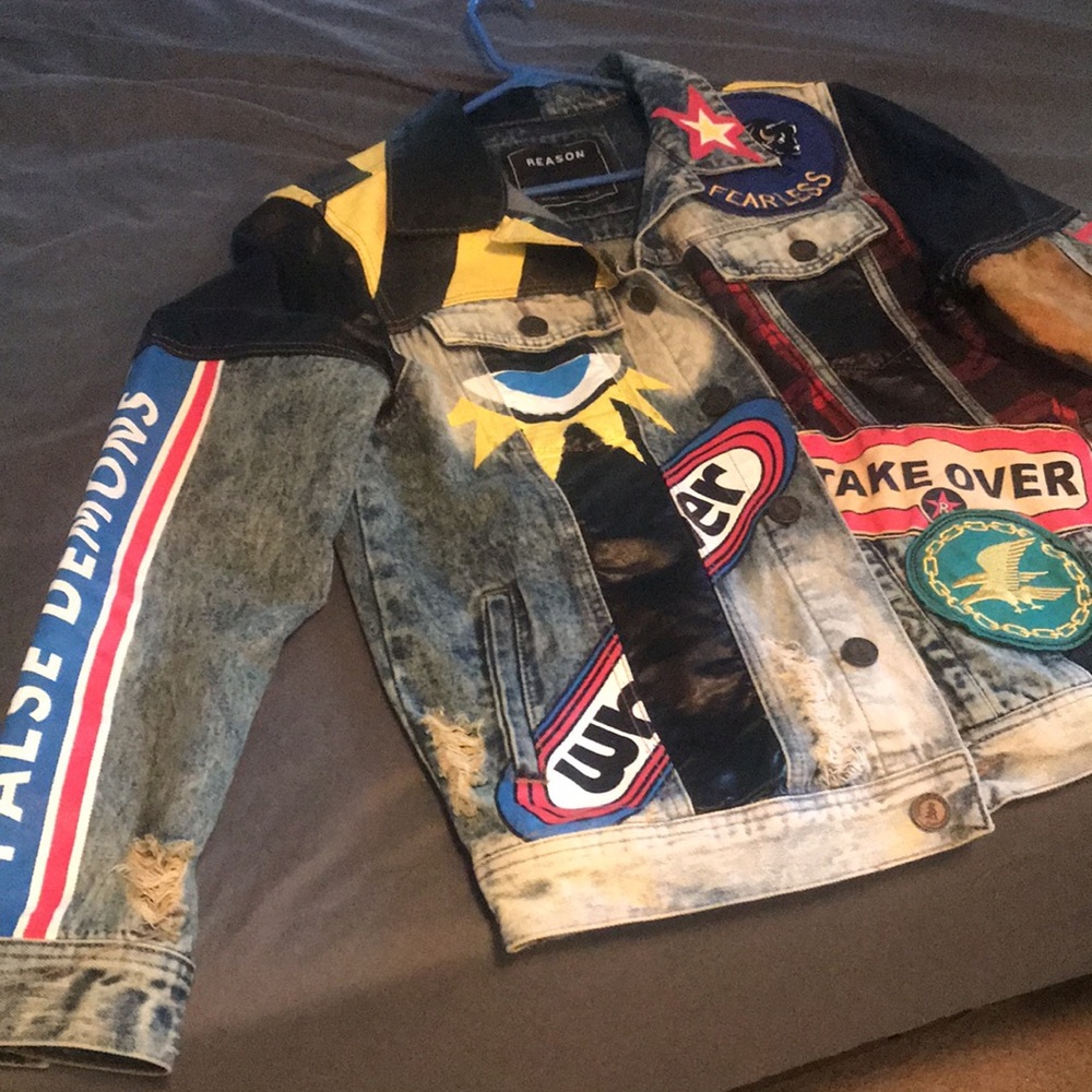 REASON New York Hand painted hand stitched patches spring denim jacket